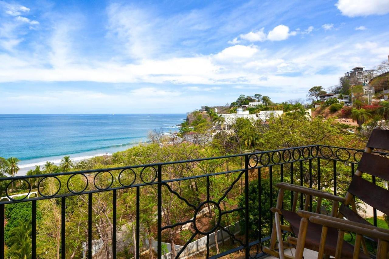 Villa Exquisitely Decorated 5Th-Floor Aerie With Views Of Two Bays In Flamingo Playa Flamingo Esterno foto