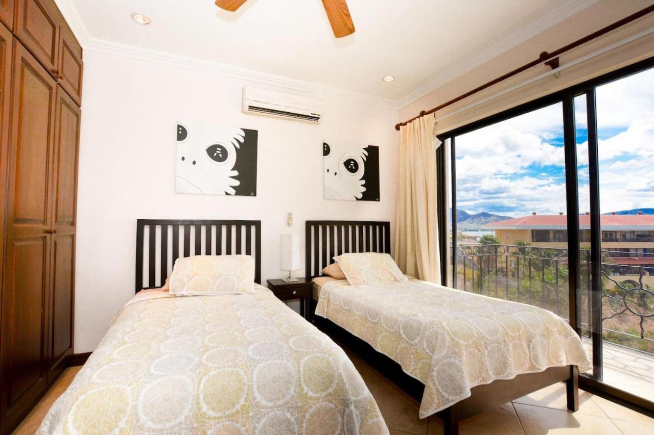 Villa Exquisitely Decorated 5Th-Floor Aerie With Views Of Two Bays In Flamingo Playa Flamingo Esterno foto